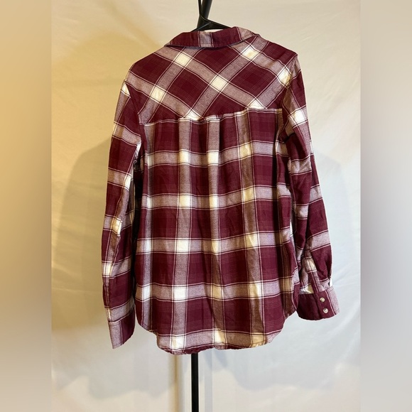 Arizona Jean Co Women’s Plaid Button-Up Burgundy and White Flannel Shirt, Medium - Picture 5 of 5
